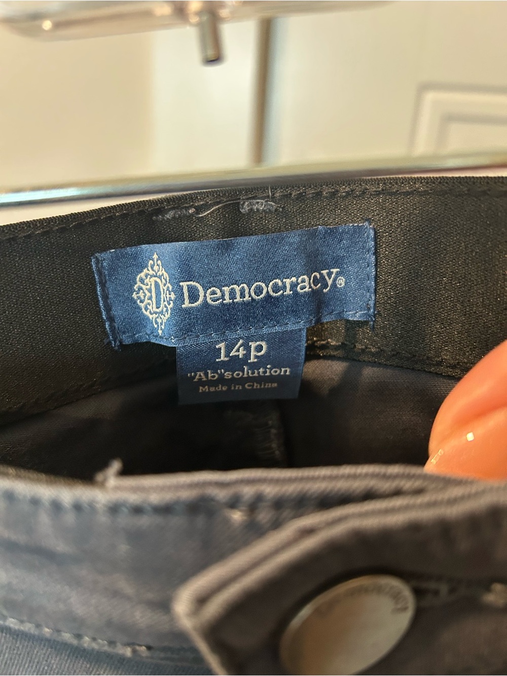 Democracy “Ab”solution Pants - Picture 2 of 5